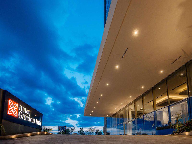 C6573337C8BA534B1716EA9DE3EFD2CA