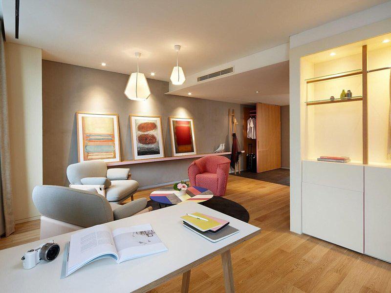 DD7F5A9F71AA095A7A4B62A526D7DE39