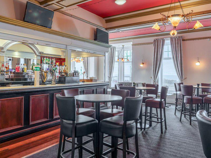 B5E641C08647BFE6082A6F7D6DA88F30