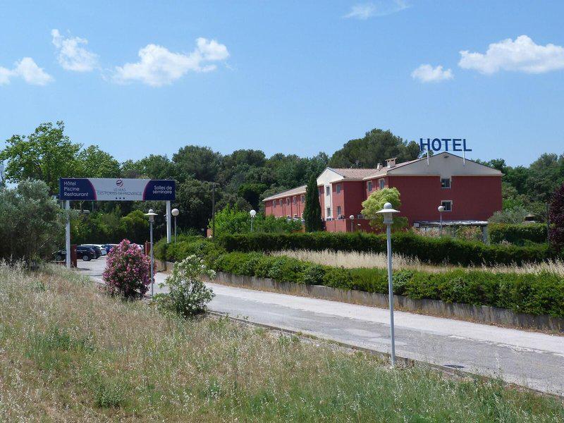 4B20F43A42D2413152C5195B9978C2B8