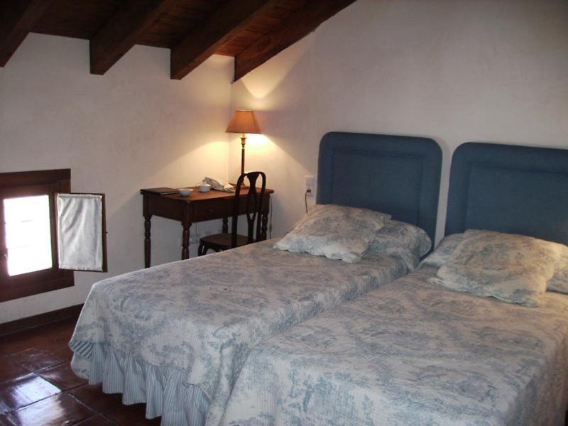 FBD73AABA055E2E3E912EF0DA6DFA02C