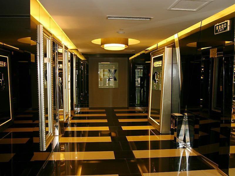 2517B915A90FDA3BF44C04588ADCE0D5