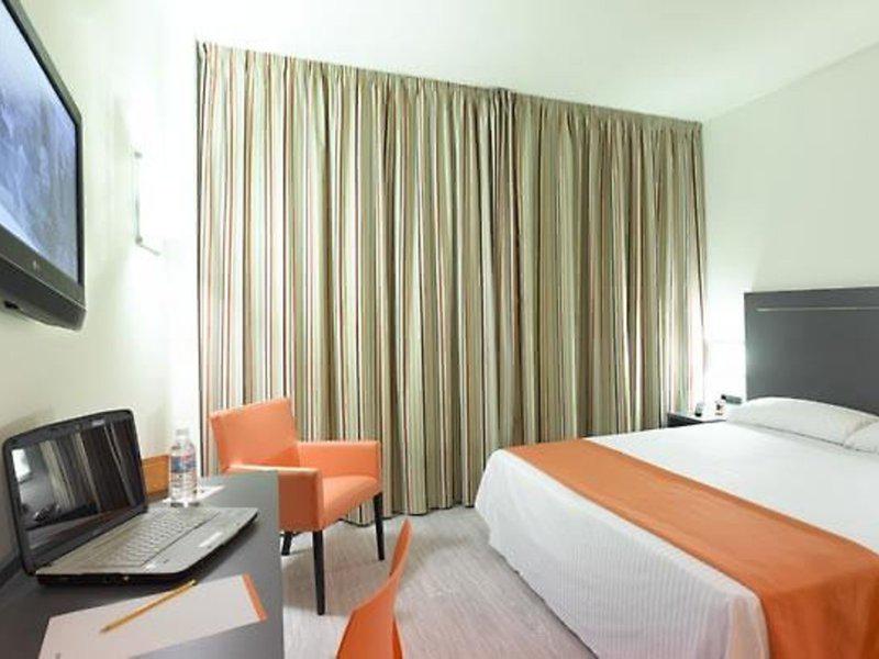 F1622FDEDAB1EDF758D7CB4B5F459E73