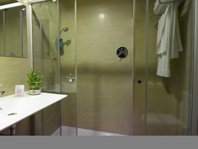 2EF9877AF712109ECAB4B745A0294D56