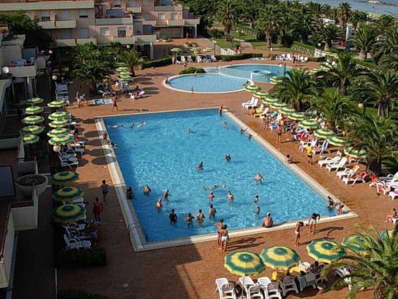 DB82DCDED2795817048D3A76164E52B2