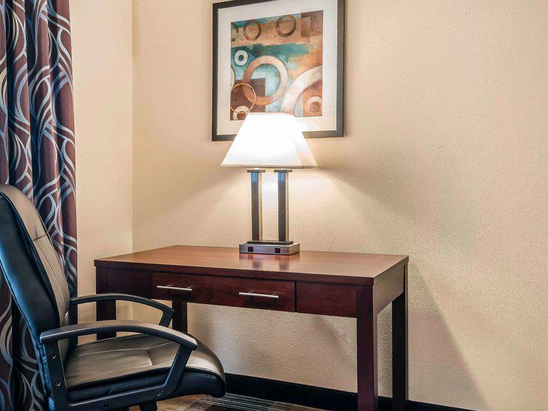 B58C68FCA30EF91504C170A42F84513F