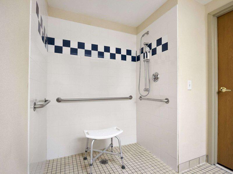 F2374ECBBFE3D9B7B2780B1841128C62