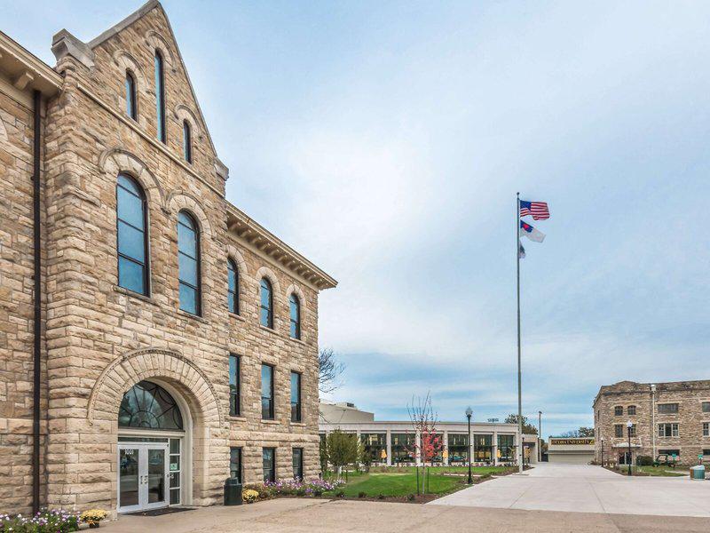 0910A234A2627D244A44E394AFC58986