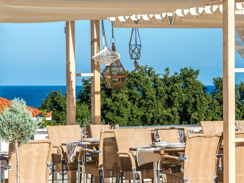 C3A48A45F0A3740D4FC39EAA9E28C38E