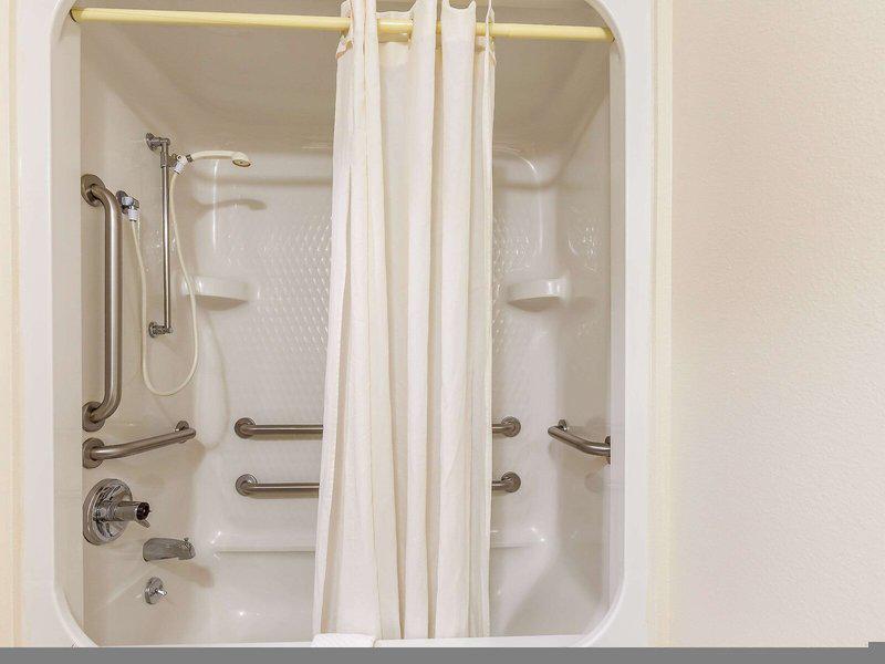 2CBDFAB4132781B8A83465BFAA3A158A