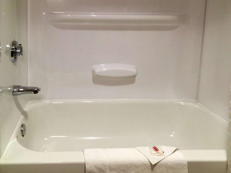 DED4EB3AF1E2B04EC58249C4AB970B24