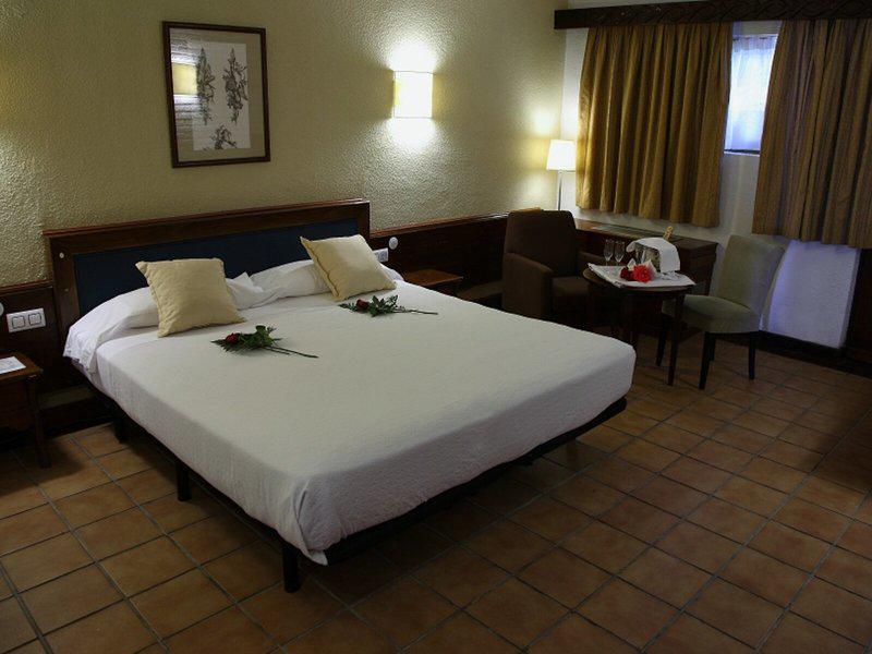 E862F51B3B89CD8D8A587CD524A3DB00