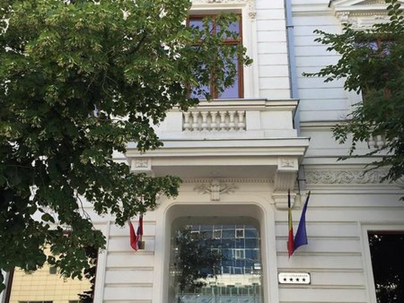 E07F5380BDD16C213FC4F7F45BCFA031