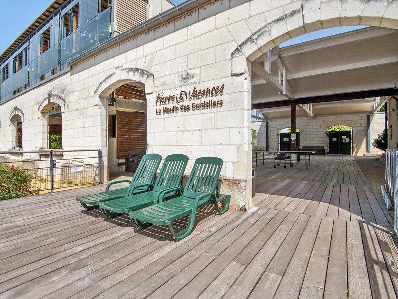 70A1FEE87B57F4427B6D27C4A7C263F3