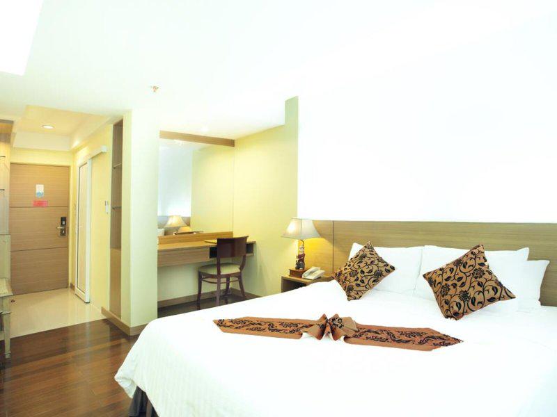 806F4E6346E194764C3B9DB50A82AEF0