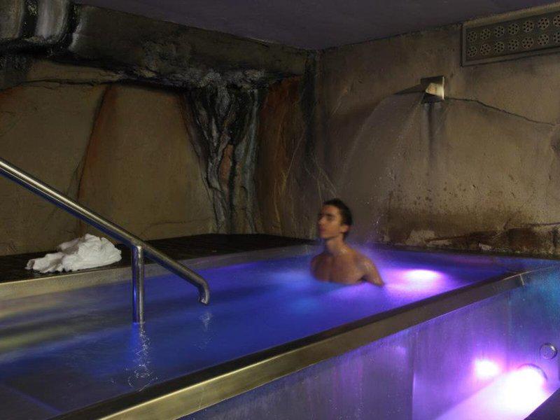 BBB29A36FDDA7365EB6702E832FA90FA