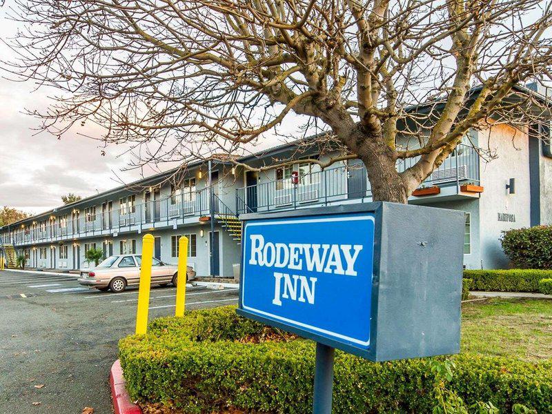 760AA3FEFF575D41D01AB1B4E0B02517