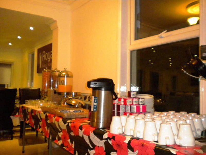 8D56DE1C81B135B9BCF8D05808D6BF06