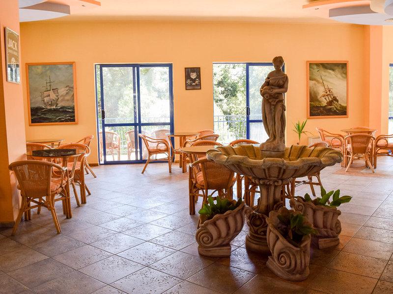 5FFABD2CD571006D210F2CB705AFA243