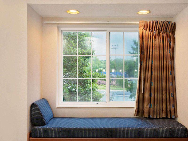 F82E0D62D36444900AE57BC051CF058D