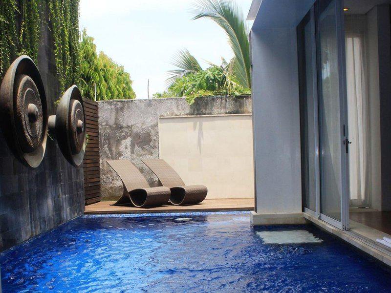 F0A332C6F414A84D834563B4FD6002CC