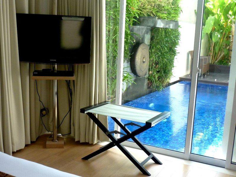 10F86D0619D36C47DE412F87C2E8C95F