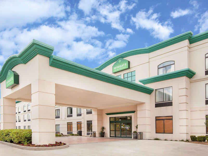 21C24526C40627ABF0AA4DE1FCB052D8