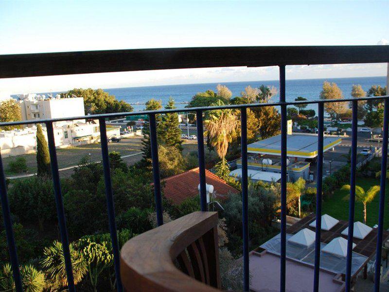 48876AD83BF6A574F237376C16434693