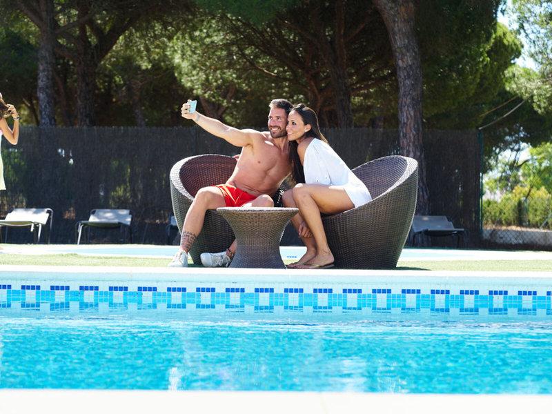 76B2BB2BD4302C2D5310EBBCB603D69E