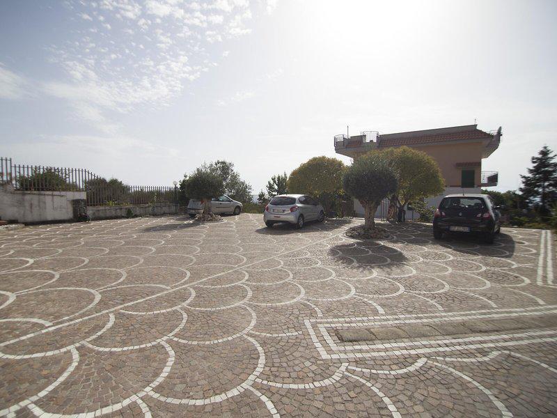 85F46404235B727FBA10A9ACC84E4957