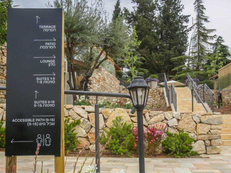 73E659FC60A2C34587C0F6A1E04BDAA7