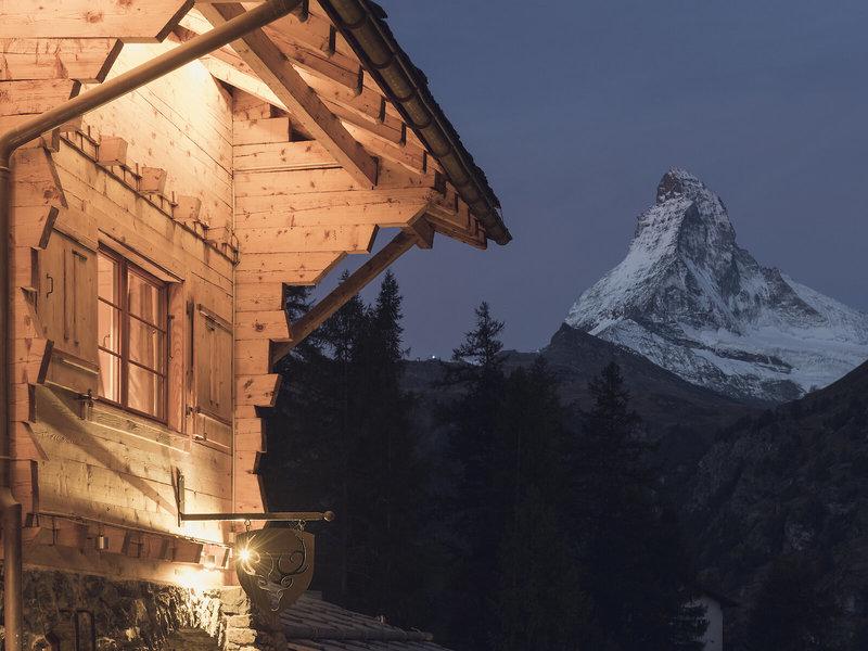 7F67F2C80A02EF872FF3A98A26688879