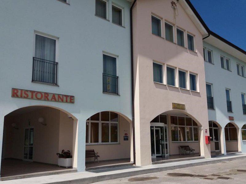 95477566197C0C9D357EA97FC6560C42