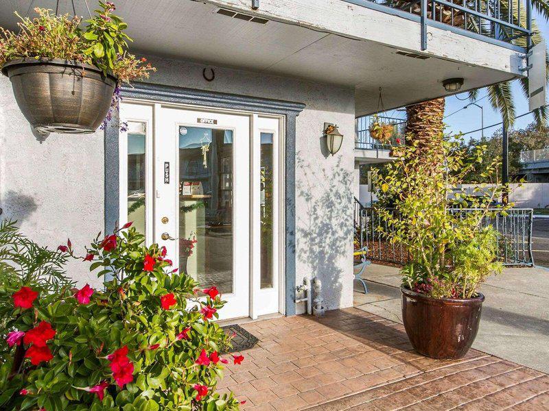 A7226BC7D64F57EACBBB743A3CCE2A8B