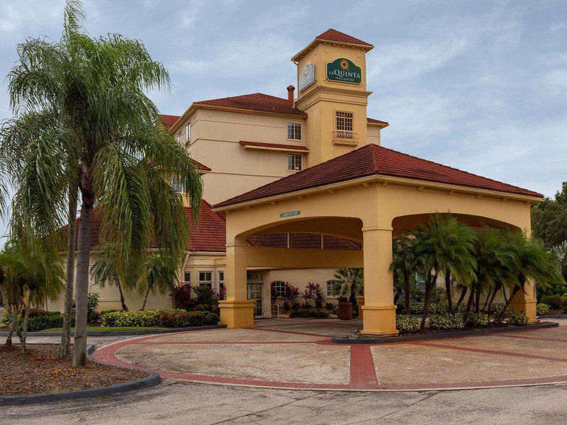 DCD2198D8243D7DED78A817CE1DBDFC2