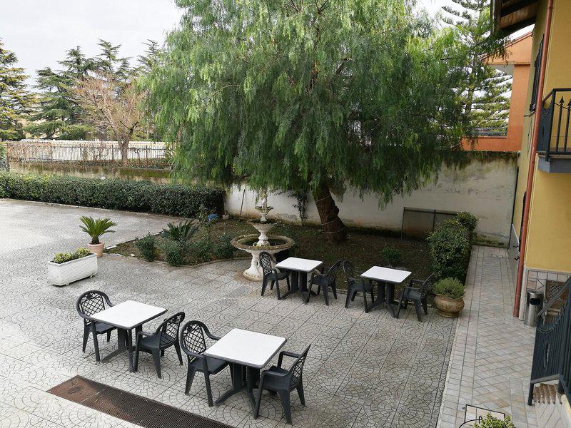 B5479F304F1D4E136FD4E6824F8FB464