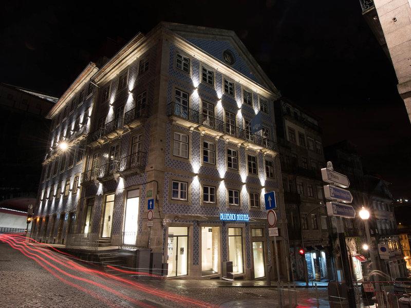 607402AE8DEF5FE7F09649B85719F68F