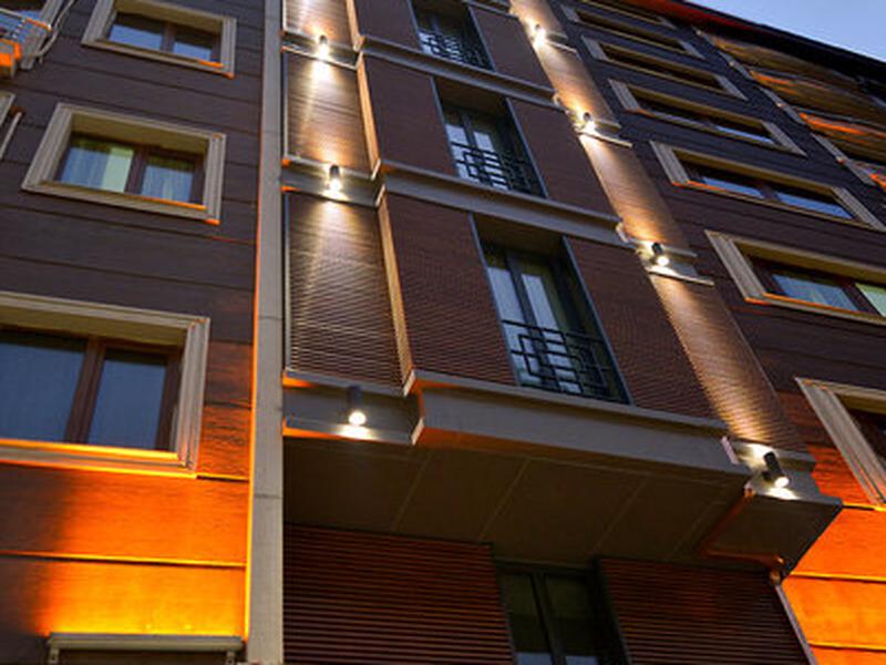 AB0B8E250332D542936FB0FBEA2FF869