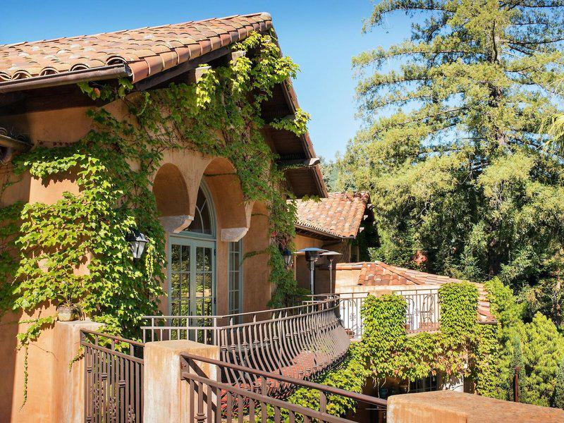 31C90AD842F4F3C2D2FB8E55A0F9423C