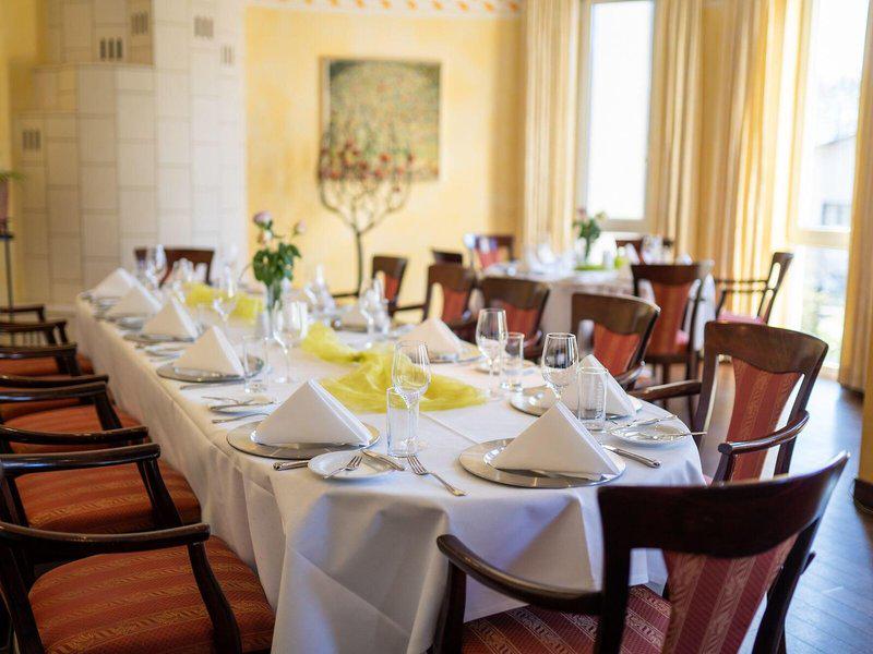 53D92D472768A95A7E1F212A940E9226