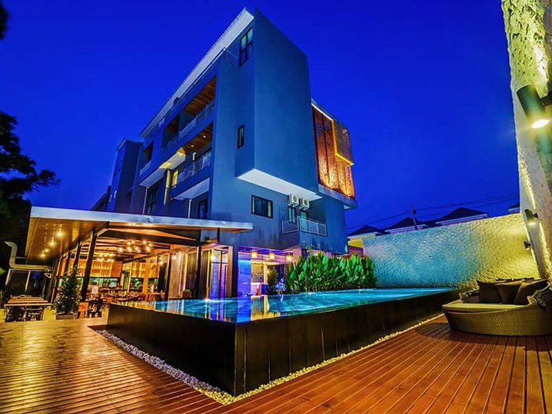 6D7BA02D563E1E45C2052A1539BD87B5