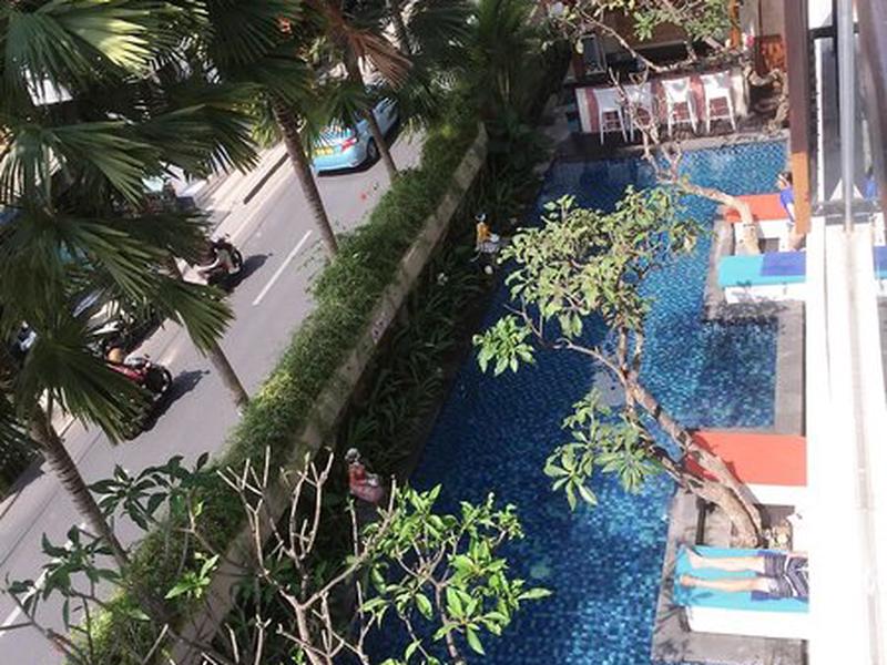 E35C4B7F35824CE091F7E9DE9EE87172