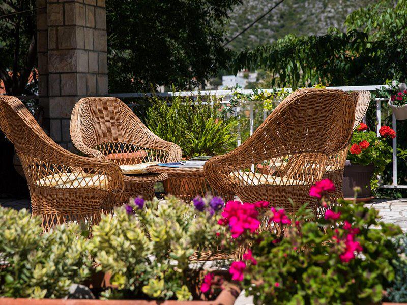 E04ED85AD5E3282ED9D0CAB24F4F9606