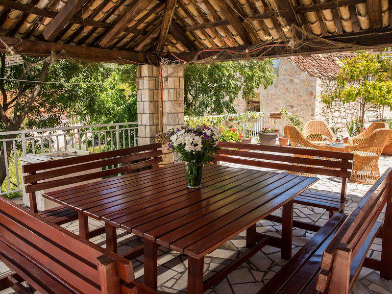 2105D8B06AFBBA7A0B2E54C33A80248D