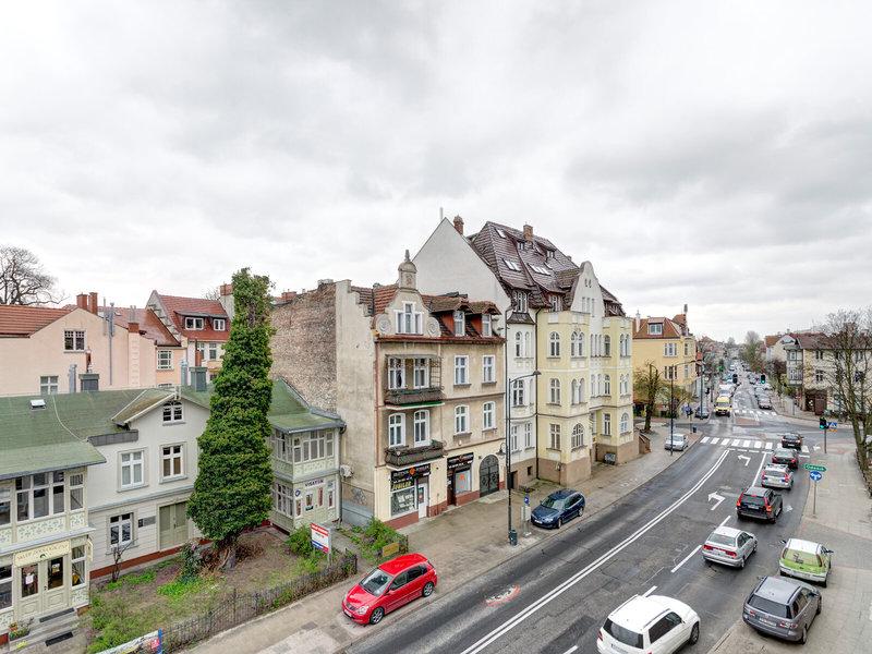 73D5218E295A925AAF195AF0A0DC840A