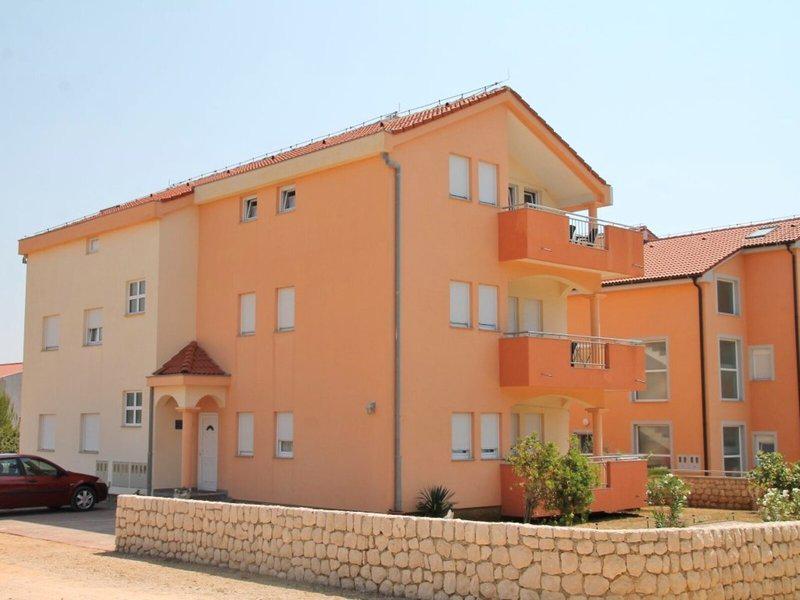 0D2B1DB304FB94EC18CE9A58FA204F75