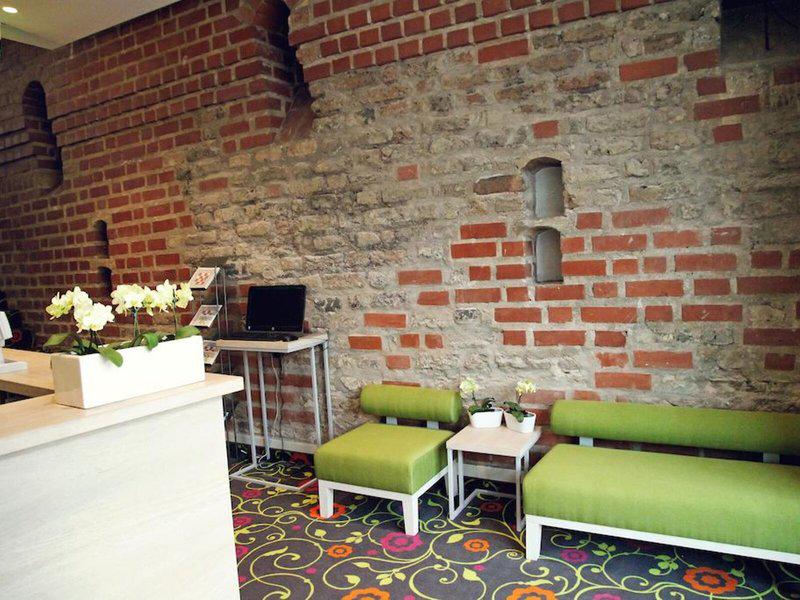 F3C6D69F1D45C48D04BEC2AB333E46D7