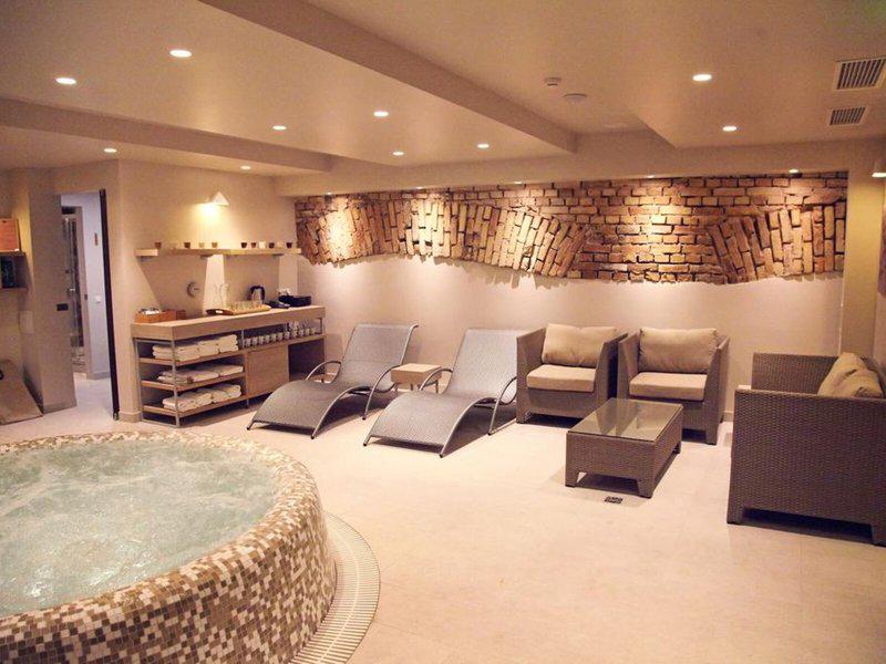 0A2F9B8E549E6762D51F617C00FAFACF