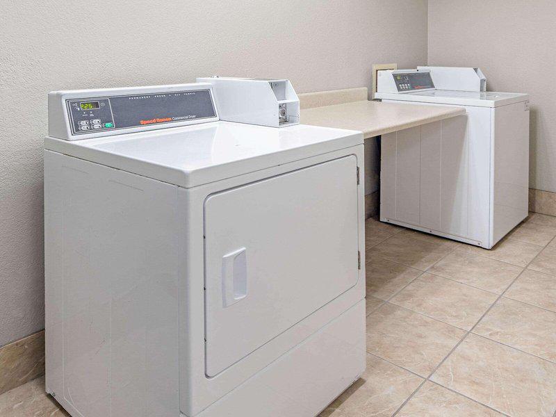 365D16C0B104FAE4F54C10F5E9761A86