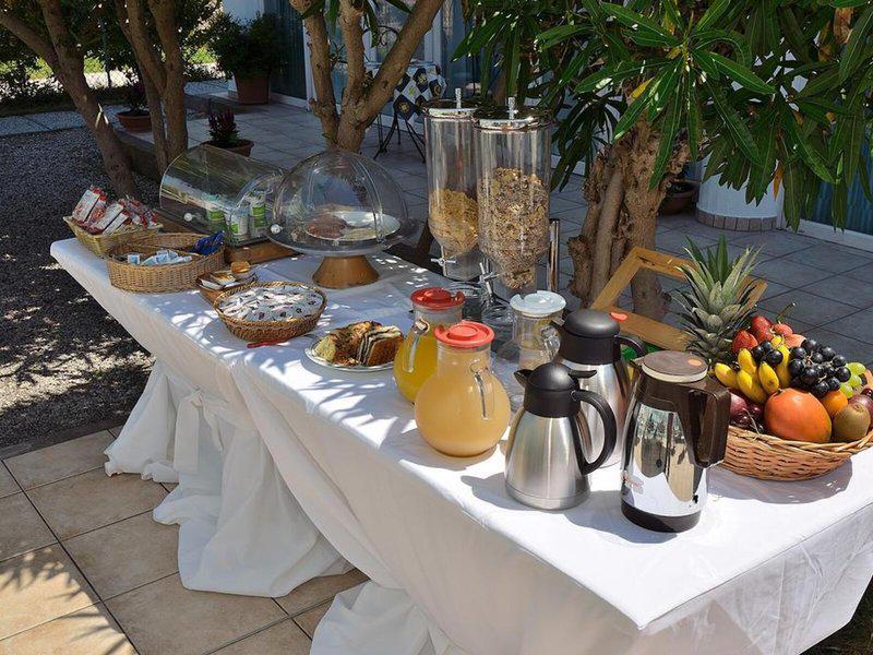 32FC2547D71F52ADF7B25FB6F9B0AADC